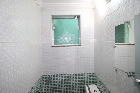 Casa para alugar com 250m², 4 quartos e 2 vagasBanheiro