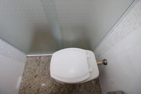 Casa para alugar com 250m², 4 quartos e 2 vagasQuarto 1 - Banheiro