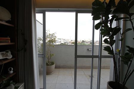 Apartamento para alugar com 110m², 2 quartos e 2 vagasVaranda