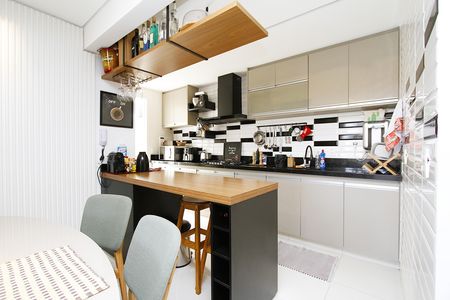 Apartamento para alugar com 110m², 2 quartos e 2 vagasCozinha
