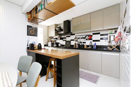 Apartamento para alugar com 110m², 2 quartos e 2 vagasCozinha