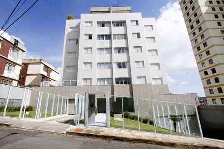 Apartamento para alugar com 110m², 2 quartos e 2 vagasFachada