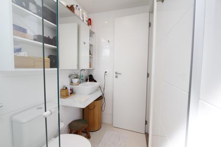 Apartamento para alugar com 110m², 2 quartos e 2 vagasBanheiro da Suíte