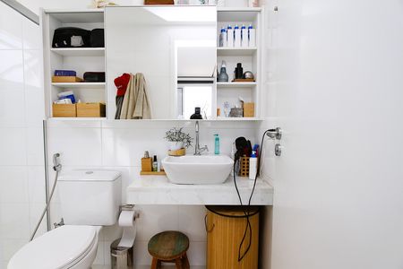 Apartamento para alugar com 110m², 2 quartos e 2 vagasBanheiro da Suíte