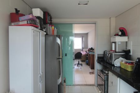 Apartamento à venda com 2500m², 20 quartos e 20 vagasCozinha