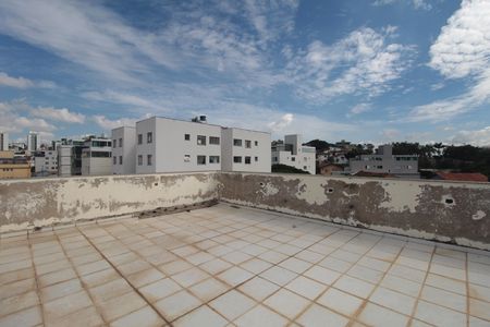 Apartamento à venda com 2500m², 20 quartos e 20 vagasCobertura