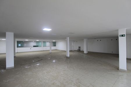 Apartamento à venda com 2500m², 20 quartos e 20 vagasSalão de Festas