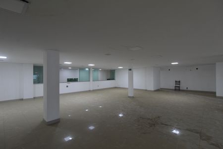 Apartamento à venda com 2500m², 20 quartos e 20 vagasSalão de Festas