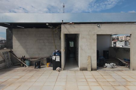 Apartamento à venda com 2500m², 20 quartos e 20 vagasCobertura