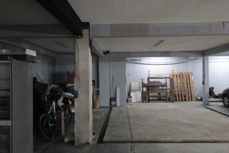 Apartamento à venda com 2500m², 20 quartos e 20 vagasGaragem