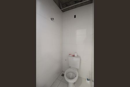 Apartamento à venda com 2500m², 20 quartos e 20 vagasBanheiro Social
