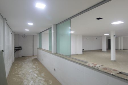 Apartamento à venda com 2500m², 20 quartos e 20 vagasSalão de Festas