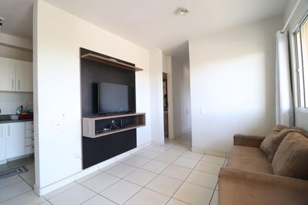 Sala de apartamento para alugar com 3 quartos, 50m² em Santa Mônica, Uberlândia