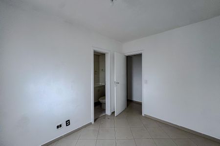 Apartamento para alugar com 124m², 4 quartos e 3 vagasQuarto 2 - Suíte