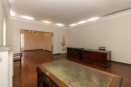 Casa para alugar com 4 quartos, 450m² em Jardim Paulista, São Paulo