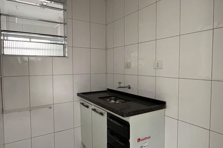 Apartamento para alugar com 34m², 1 quarto e sem vaga Apartamento para alugar com 34m², 1 quarto e sem vagaCozinha e Área de Serviço