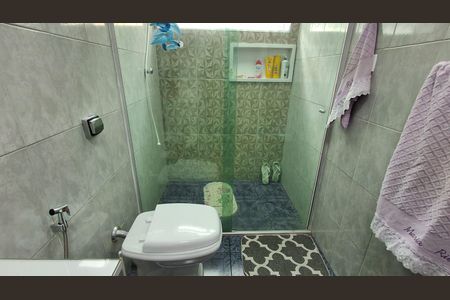 Casa à venda com 160m², 3 quartos e 2 vagasBanheiro Social 