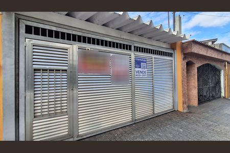 Casa à venda com 160m², 3 quartos e 2 vagasFachada 