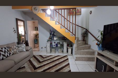 Casa à venda com 160m², 3 quartos e 2 vagasSala