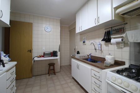 Apartamento para alugar com 130m², 3 quartos e 2 vagasCozinha