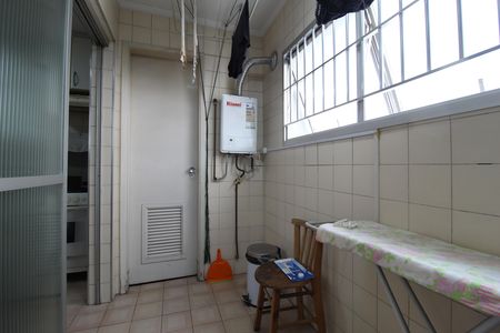 Apartamento para alugar com 130m², 3 quartos e 2 vagasÁrea de Serviço