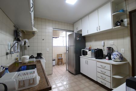 Apartamento para alugar com 130m², 3 quartos e 2 vagasCozinha