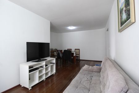 Apartamento para alugar com 130m², 3 quartos e 2 vagasSala