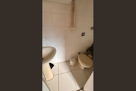 Apartamento à venda com 69m², 2 quartos e 1 vaga Apartamento à venda com 69m², 2 quartos e 1 vagaBanheiro