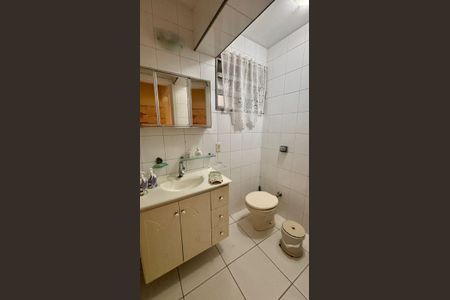 Banheiro de apartamento à venda com 2 quartos, 69m² em Vila Esperança, São Paulo