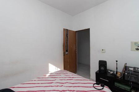 Casa à venda com 124m², 7 quartos e 5 vagasQuarto 2 Casa 1