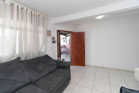 Casa à venda com 124m², 7 quartos e 5 vagasSala Casa 2