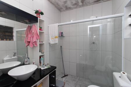 Casa à venda com 124m², 7 quartos e 5 vagasBanheiro da Suíte Casa 1