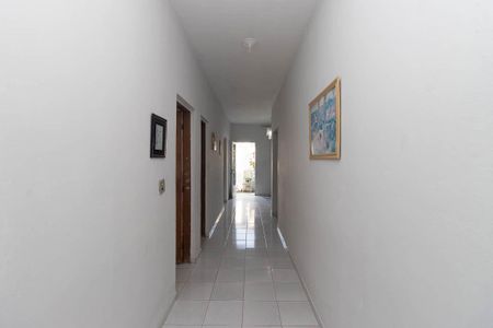 Casa à venda com 124m², 7 quartos e 5 vagasCorredor dos Quartos
