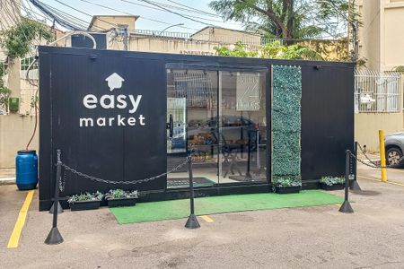 Apartamento para alugar com 50m², 2 quartos e 1 vaga Apartamento para alugar com 50m², 2 quartos e 1 vagaÁrea comum - Mini mercado