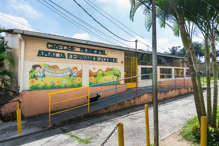Apartamento para alugar com 50m², 2 quartos e 1 vaga Apartamento para alugar com 50m², 2 quartos e 1 vagaÁrea comum - Creche