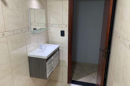 Casa para alugar com 153m², 2 quartos e 2 vagas Casa para alugar com 153m², 2 quartos e 2 vagasBanheiro