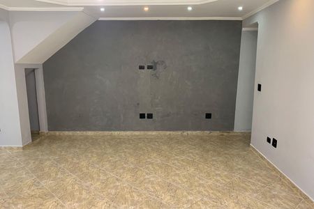 Casa para alugar com 153m², 2 quartos e 2 vagas Casa para alugar com 153m², 2 quartos e 2 vagasSala