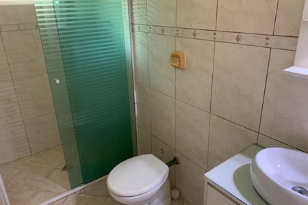 Casa para alugar com 153m², 2 quartos e 2 vagas Casa para alugar com 153m², 2 quartos e 2 vagasBanheiro da Suite