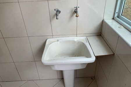 Casa para alugar com 153m², 2 quartos e 2 vagas Casa para alugar com 153m², 2 quartos e 2 vagasÁrea de Serviço