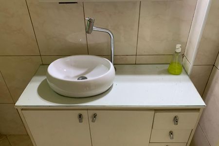 Casa para alugar com 153m², 2 quartos e 2 vagas Casa para alugar com 153m², 2 quartos e 2 vagasBanheiro da Suite