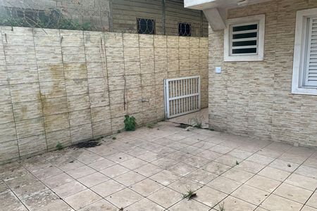Casa para alugar com 153m², 2 quartos e 2 vagas Casa para alugar com 153m², 2 quartos e 2 vagasQuintal