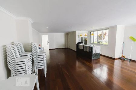Apartamento à venda com 80m², 2 quartos e 1 vagaÁrea comum