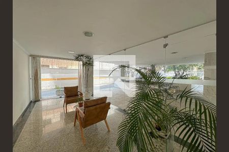 Apartamento à venda com 80m², 2 quartos e 1 vagaHall