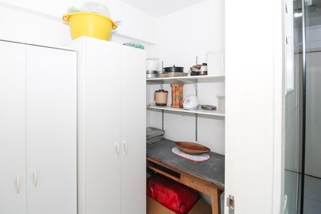 Apartamento à venda com 80m², 2 quartos e 1 vagaÁrea de Serviço