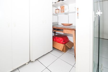 Apartamento à venda com 80m², 2 quartos e 1 vagaÁrea de Serviço
