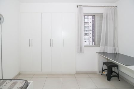 Apartamento à venda com 80m², 2 quartos e 1 vagaQuarto 2