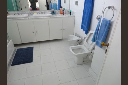 Apartamento para alugar com 273m², 3 quartos e 2 vagas