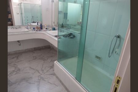 Apartamento para alugar com 273m², 3 quartos e 2 vagas