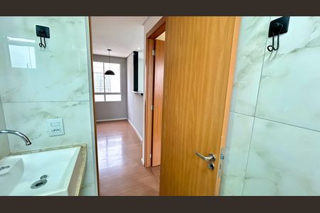 Apartamento para alugar com 42m², 2 quartos e 2 vagas Apartamento para alugar com 42m², 2 quartos e 2 vagasBanheiro