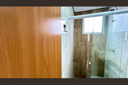 Apartamento para alugar com 42m², 2 quartos e 2 vagas Apartamento para alugar com 42m², 2 quartos e 2 vagasBanheiro